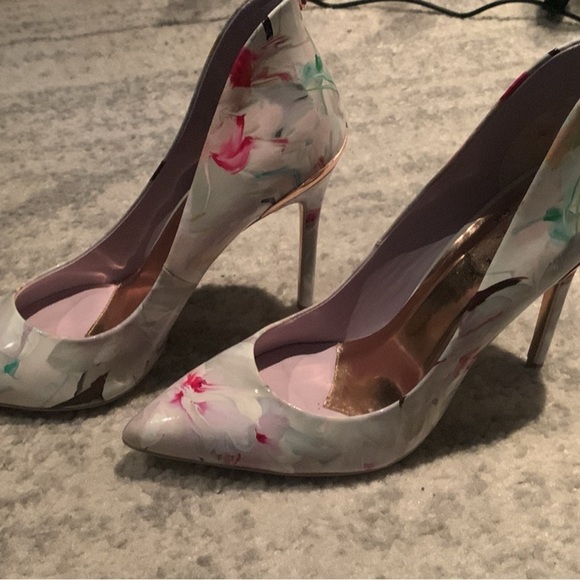 Ted Baker Floral Women's Heels - Pink and White - Picture 8 of 8